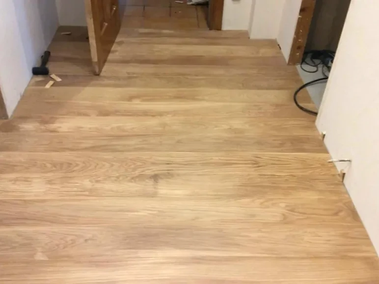 Colocación-tarima-en-Prim