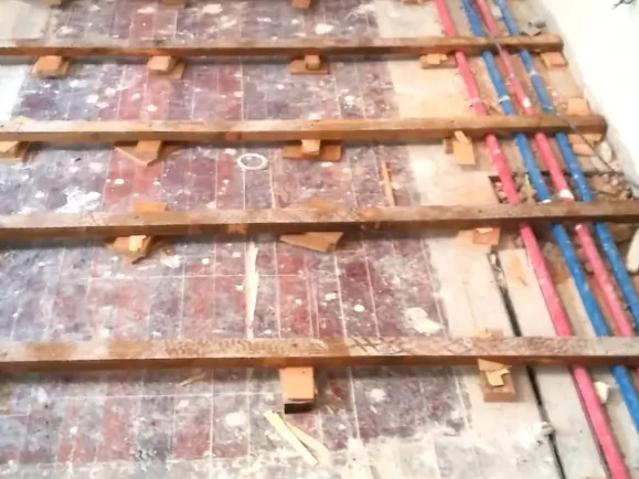 Colocación-tarima-en-Prim