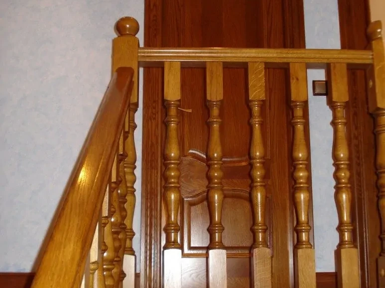 barandilla de madera