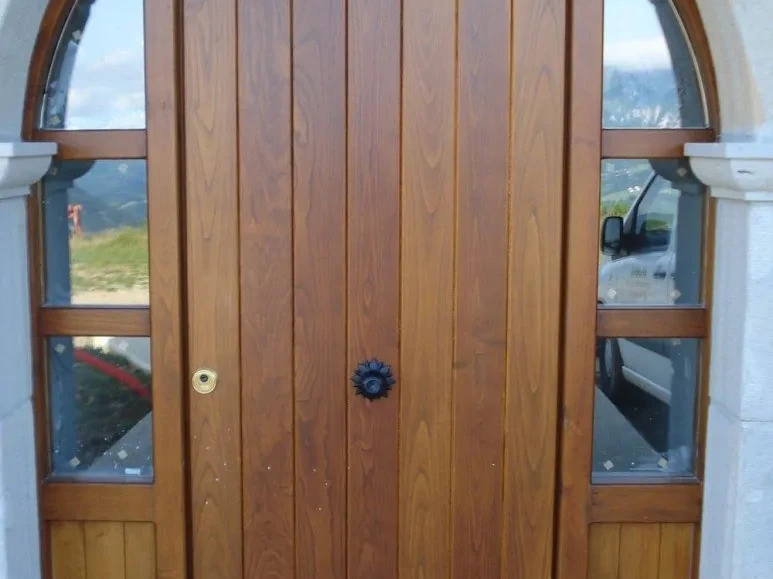 puertas de madera entrada