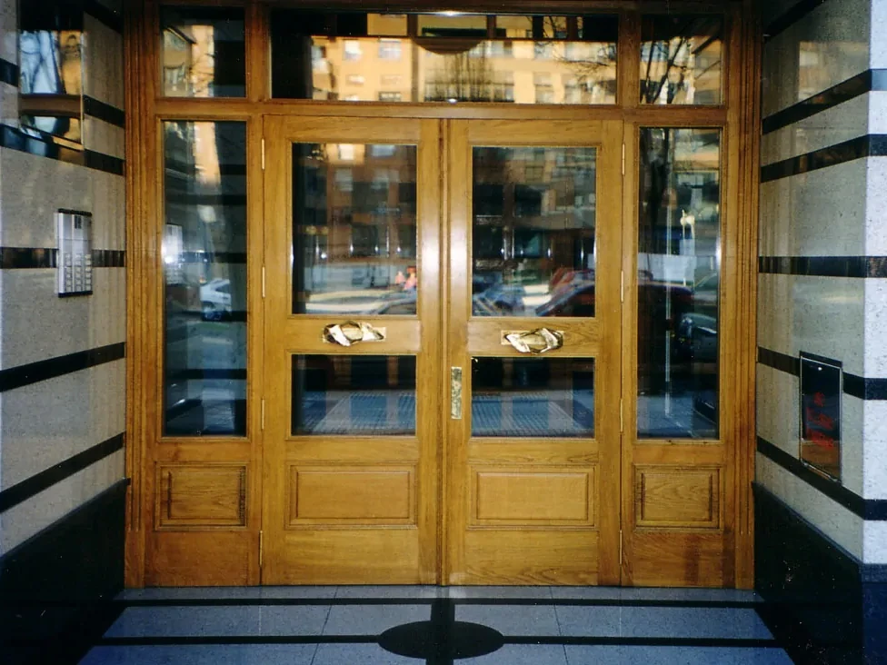 puertas de madera entrada