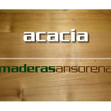 tarima maciza de acacia
